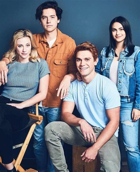 bughead » jughead and betty » riverdale | Riverdale, Riverdale cast, Riverdale funny