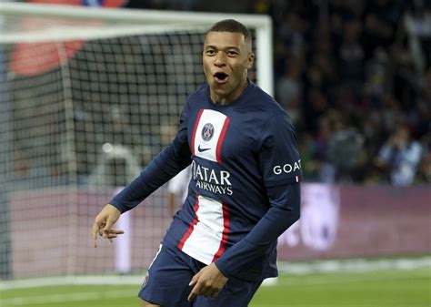 Kylian Mbappé Offered More Than $1 Billion Dollar-A-Year Saudi Contract ...