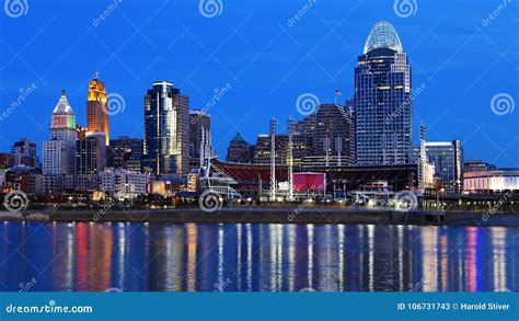 Cincinnati, Ohio Skyline at Night with Reflections Stock Image - Image ...