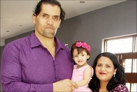 Meet WWE superstar 'The Great Khali' and his family