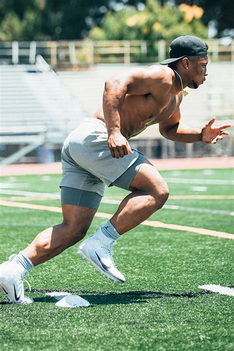 Giants' Saquon Barkley is ripped, shredded and rare