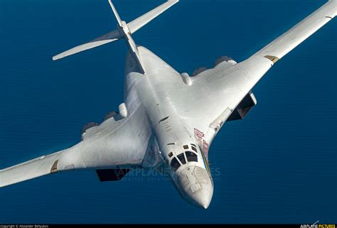 RF-94109 - Russia - Air Force Tupolev Tu-160 at In Flight - Russia | Photo ID 1390485 | Airplane ...