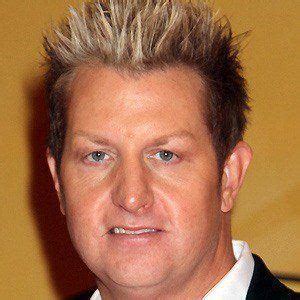 Gary Levox - Age, Family, Bio | Famous Birthdays