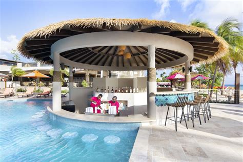 O2 Beach Club & Spa by Ocean Hotels - All Inclusive | Classic Vacations