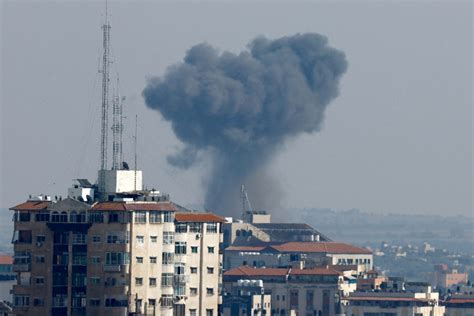 Palestinian militants fire rockets from Gaza as ongoing Israel ...