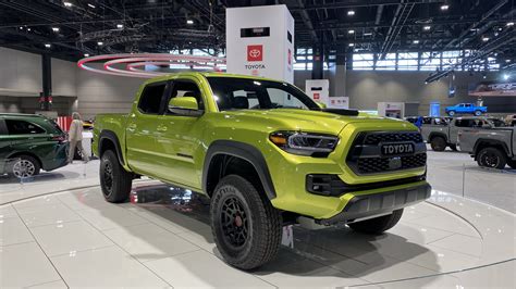 2022 Toyota Tacoma TRD Pro Arrives in Chicago With Electric Lime Green Exterior - autoevolution