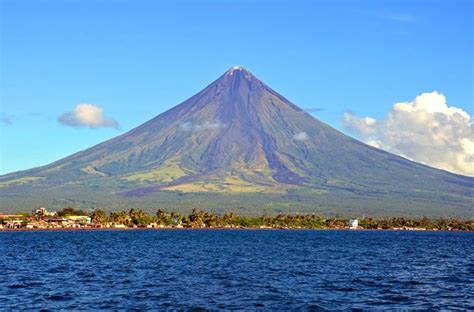 Top 10 Things to Do in Bicol, Philippines to Complete your Itinerary | Bicol, Tourist attraction ...