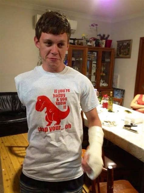 51 Hilarious Amputees Who Lost Their Limbs, But Not Their Sense Of Humor | Friendship quotes ...