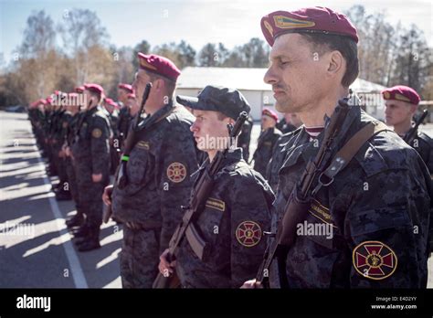 Swearing in ceremony hi-res stock photography and images - Alamy