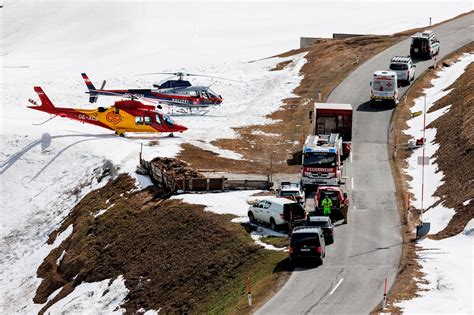 At least 2 dead in Austria avalanche, rescue operation underway - ABC News