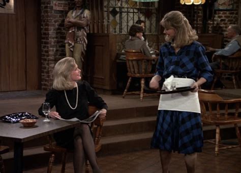 Diane Chambers Style: Photo