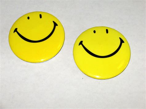 We All Use Smileys But Ever Wondered How They First Started? Here’s How