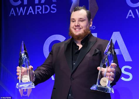 CMA Awards 2019 Winners: Blake Shelton wins Single Of The Year for ...