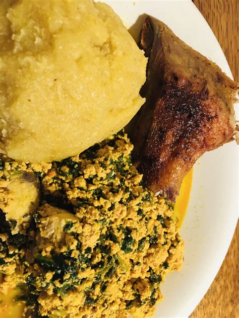 Garri and Egusi soup with grilled chicken – Dr Sango