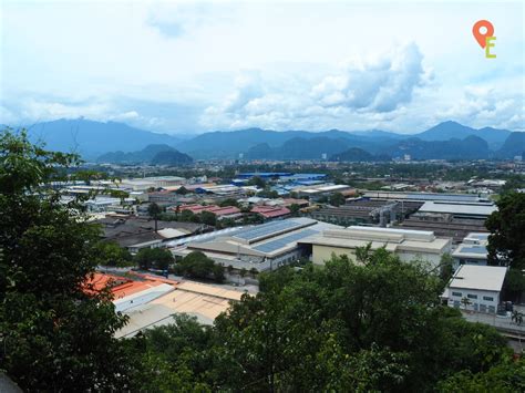 Perak Cave Temple – Climb Up To The Top For A View Of Ipoh!