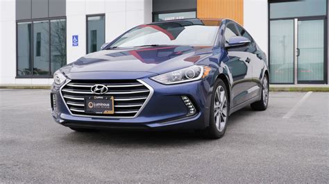 ﻿2017﻿ ﻿Hyundai﻿ ﻿Elantra﻿ ﻿GLS + SUNROOF﻿ - Luminous Luxury