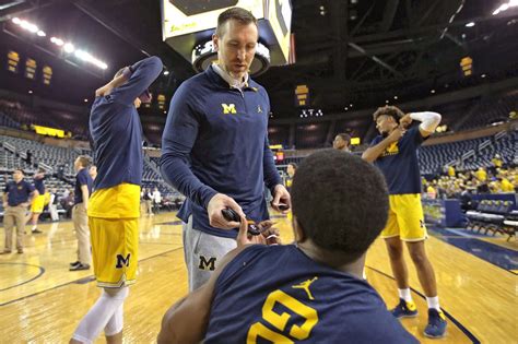 What happened to longtime coach, key contributor to Michigan basketball? - mlive.com