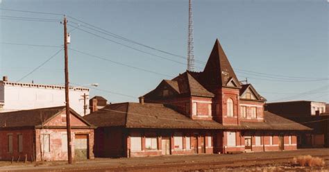 Train and Trolley Stations: Erie Lackawanna Station at Port Jervis, New York on November 16, 1980