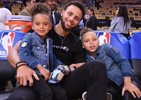 Stephen Curry Kid - Steph Curry Reveals How He's Spending Time During ...