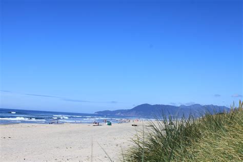 Rockaway Beach, northern Oregon Coast | Rockaway beach, Oregon coast, Beach