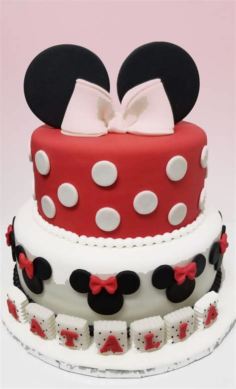 Minnie Cake