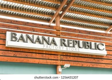 Banana Republic Logo Vector (.SVG) Free Download