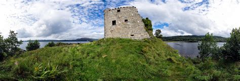 The ruins of Old Castle Lachlan, Loch Fyne 360 Panorama | 360Cities