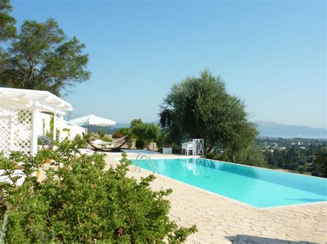 Corfu Villas for Sale 320 sqm Central - Corfu Homes