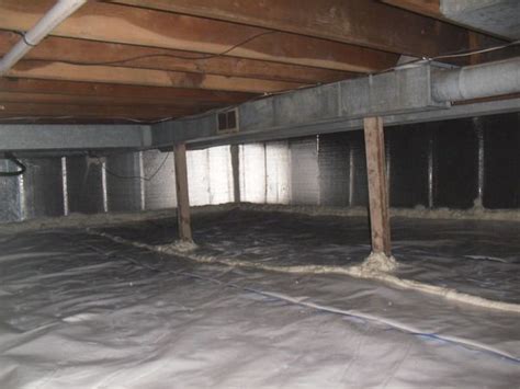 Crawl Space Air Sealing, Encapsulation & Insulation Installation in Green Bay, WI | Crawlspace ...