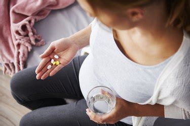 Prenatal Vitamins Side Effects to Be Aware Of | livestrong