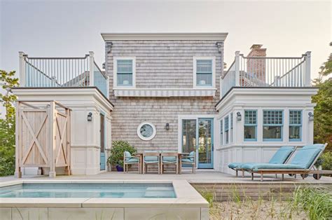 A Traditional Seaside Cottage With a Twist (Published 2022) | Seaside cottage, Beach house style ...