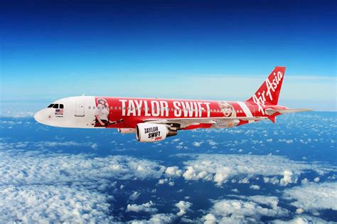 AirAsia Airbus A320 in the Taylor Swift Livery, The Red Tour 2014 - Image Abyss