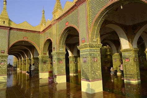 Wish-fulfilling Pagoda Mandalay Hill (2) | Mandalay | Pictures | Burma in Global-Geography