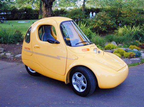 12: 1957 Fiat 600 Multipla Marinella - World's 15 Ugliest Cars - CBS News