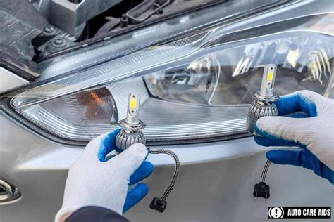 Top 6 Brightest Halogen Headlight Bulbs