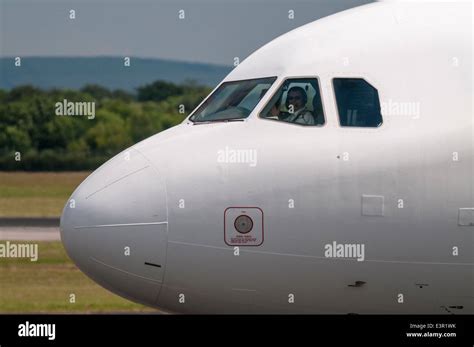 Airbus Cockpit Windows