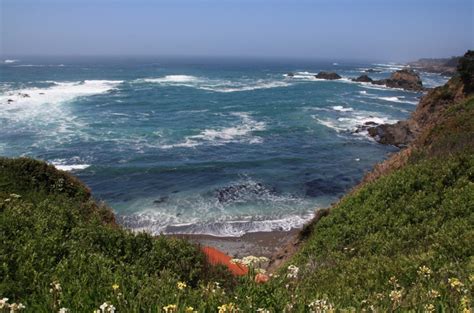 Agate Beach in Mendocino, CA - California Beaches