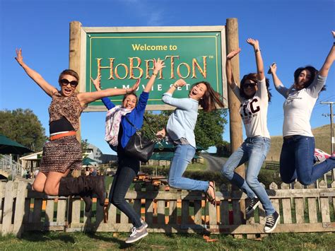 Hobbiton Movie Set Tour - Private Transport - Ezy Driver Limited Reservations