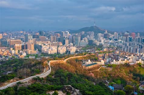 Premium Photo | Seoul skyline on sunset, south korea.