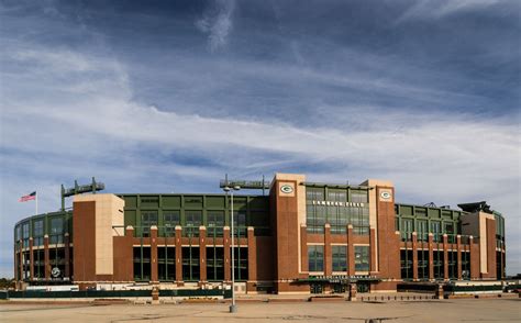 Lambeau Field – StadiumDB.com