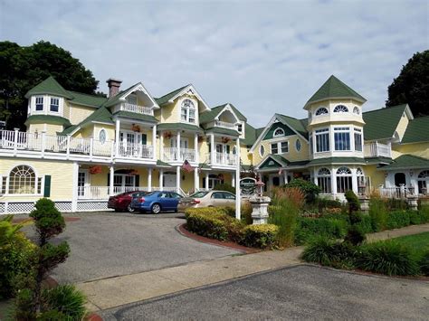 BRIGADOON BED AND BREAKFAST - Updated 2021 Prices & B&B Reviews (Mackinaw City, MI) - Tripadvisor