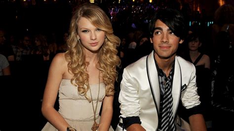 Joe Jonas says 'it's all good' with Taylor Swift