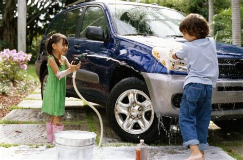 4 Summer Safety Tips for Kids and Cars | U.S. News & World Report