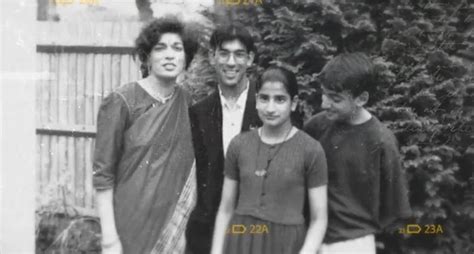 Rishi Sunak Appointed UK Prime Minister; Check His Childhood Pictures ...