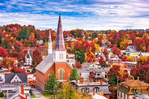 Montpelier, Vermont, town skyline in autumn. - Pure Vacations