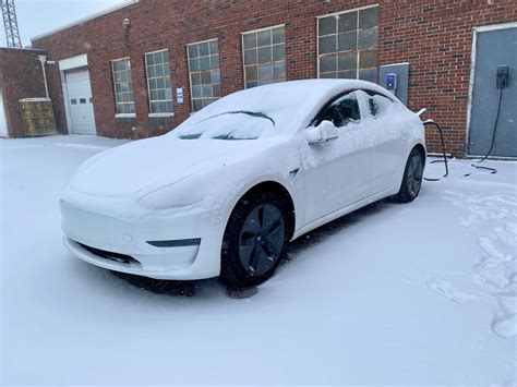 Tesla Model 3 cold weather range test: Christmas 2020 - EV Pulse