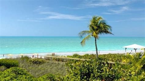 Sunset Beach Inn in Sanibel: Find Hotel Reviews, Rooms, and Prices on Hotels.com