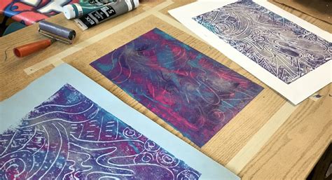 5 Different Ways to Try Monoprinting in the Art Room - The Art of ...