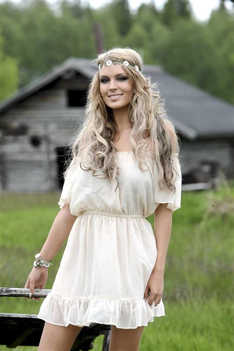 Maryeve Dufault: [Photos] Miss Suomi 2011 Pia Pakarisen