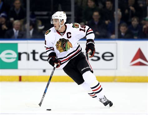 Jonathan Toews returns as Blackhawks down Rangers 2-1 - Chicago Tribune